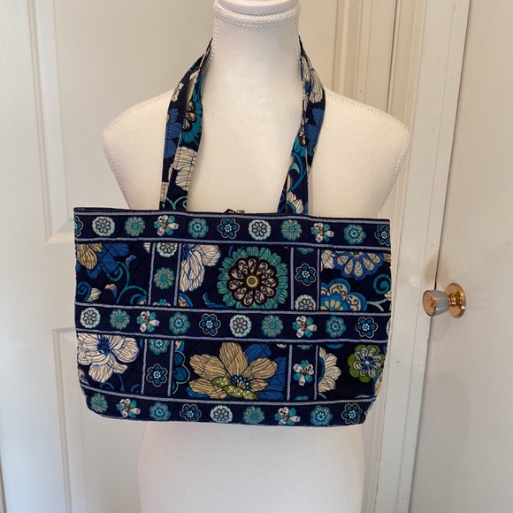 Great summer purse. - Picture 2 of 3